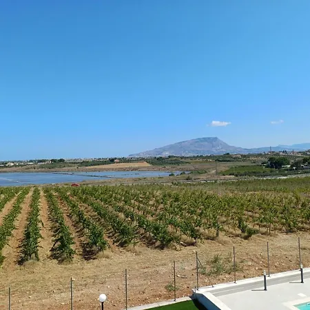 Le Saline Di San Francesco וילה